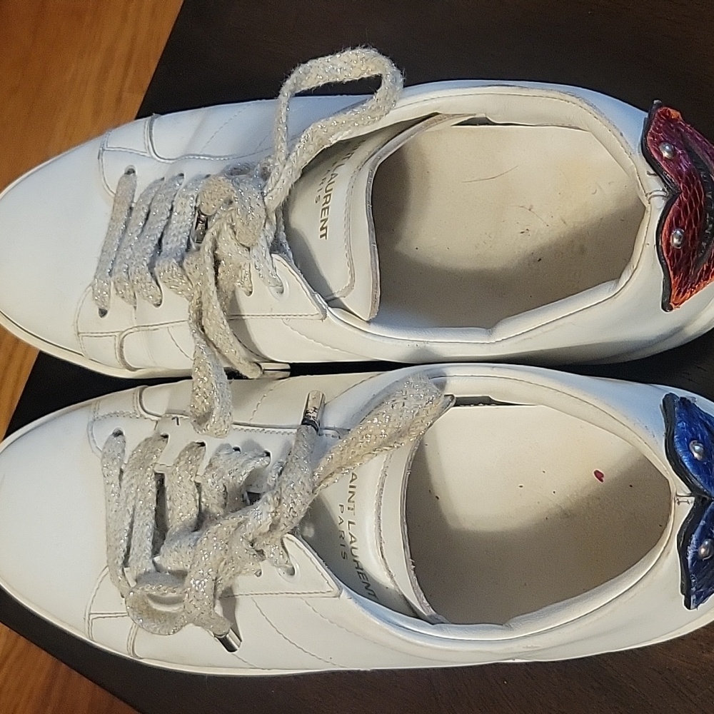 YSL Yves Saint Laurent Signature White Sneakers w/ Lip detail size 37 - Picture 3 of 8